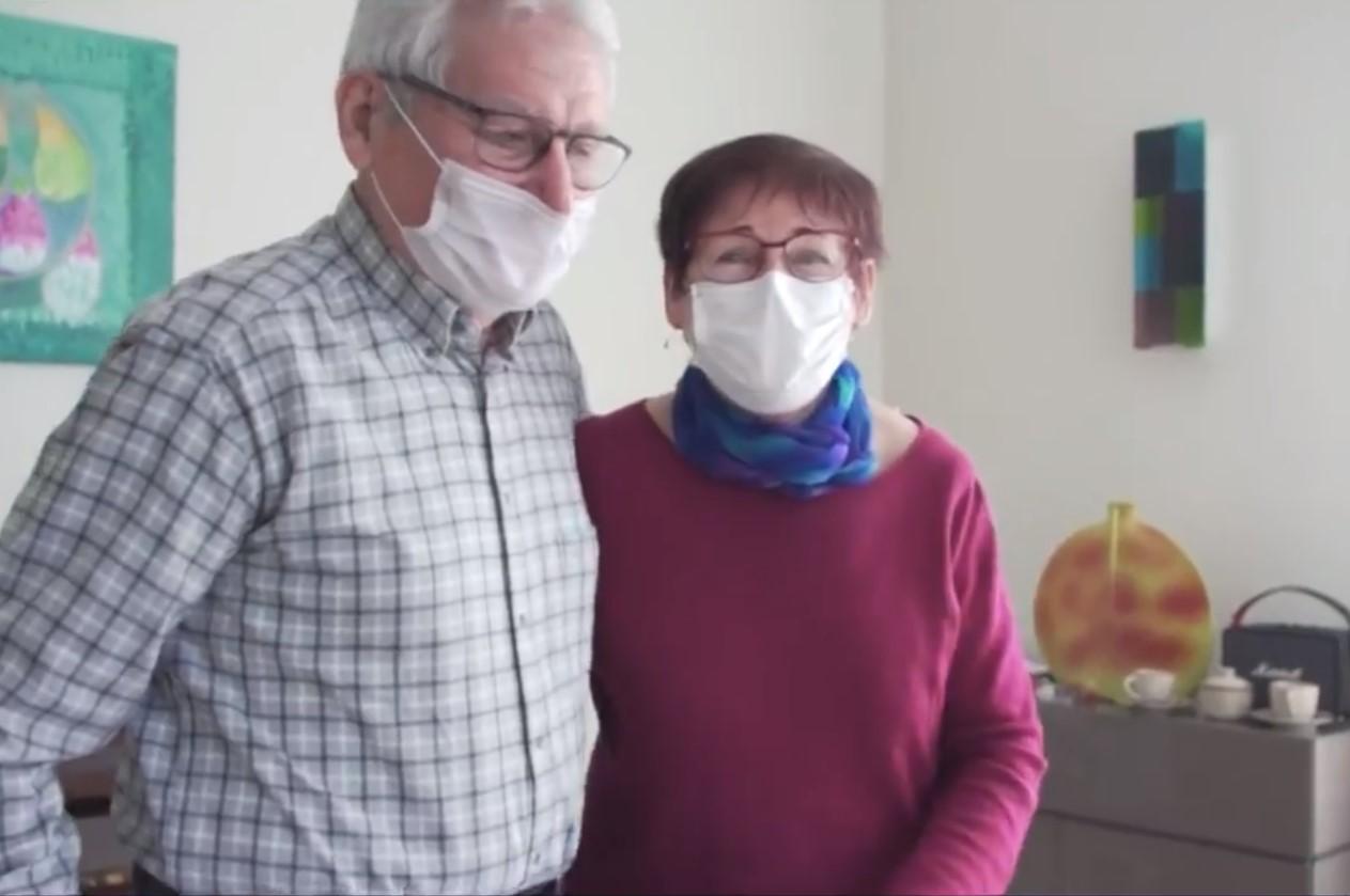 &bdquo;Doctore, cred că ne ducem am&acirc;ndoi&rdquo; Nu s-au dus! Doi bătr&acirc;nei au supraviețuit unei forme agresive de coronavirus. Un singur g&acirc;nd i-a ținut &icirc;n viață