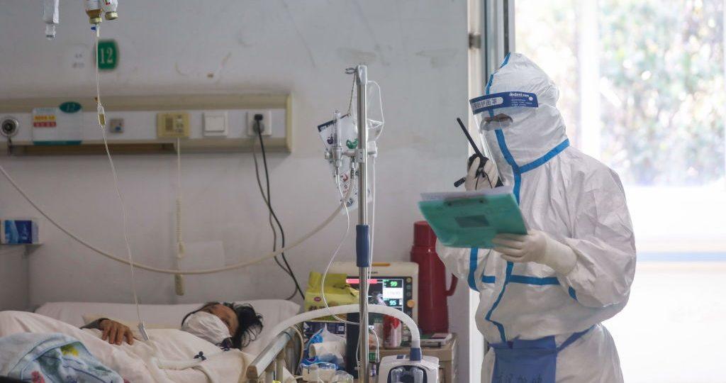 O femeie infectată cu noul coronavirus a fost lăsată să moară cu zile: &rdquo;Oameni buni, niciun medic nu s-a apropiat de ea. Nimeni nu i-a dat o pastilă!&rdquo;