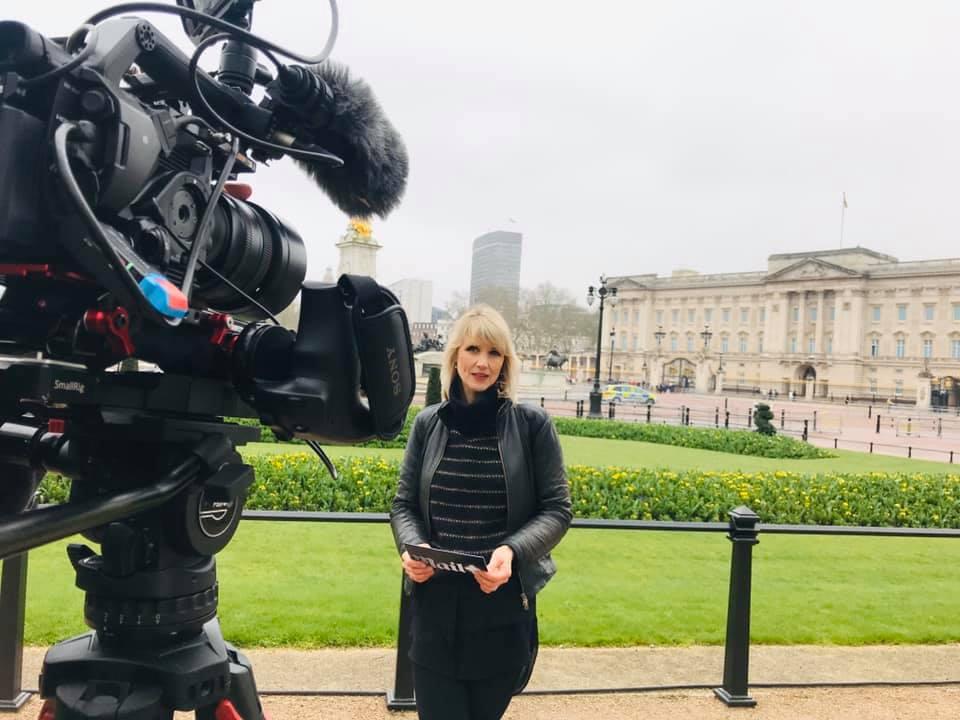 O scriitoare din Marea Britanie, mesaj &icirc;n limba rom&acirc;nă: &bdquo;M-am g&acirc;ndit ca poate vreți sa știți cum e sa ai coronavirus&rdquo;