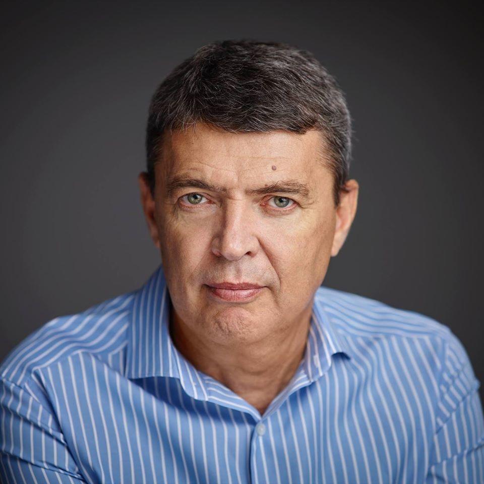 Preşedintele CJ Ilfov, despre incendiul de la Periş: Poliţiştii fac cercetări pentru identificarea persoanei/persoanelor care au dat foc/ Vicepreşedintele CJ Ilfov se deplasează la locul incendiului