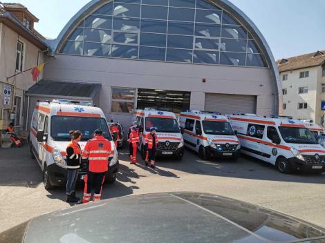 Sirenele ambulanțelor au "strigat" durerea! Moment de reculegere în toată ţara, pentru ambulanţierul de la Suceava, mort de coronavirus - VIDEO