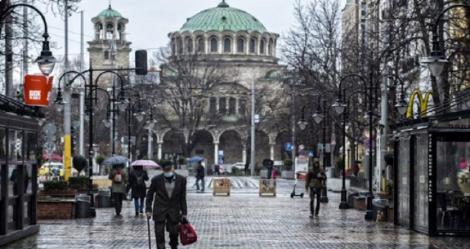 Deputaţii şi miniştrii bulgari îşi donează sistemului public de sănătate salariile, în total 750.000 de euro, pe perioada izolării, prelungită până la 13 mai; Bulgaria înregistrează 22 de morţi şi 549 de contaminări cu noul coronavirus