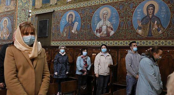 Bulgaria, tara care NU a &icirc;nchis Bisericile are doar 84 de decese. Premierul se implică &icirc;n dezvoltarea economiei "Oferim vouchere!"