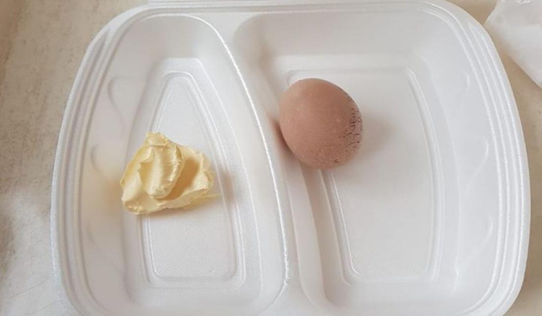 E de pl&acirc;ns! Micul dejun al unui pacient bolnav de Covid &icirc;n Rom&acirc;nia. Se alocă 15 lei pe zi, per pacient