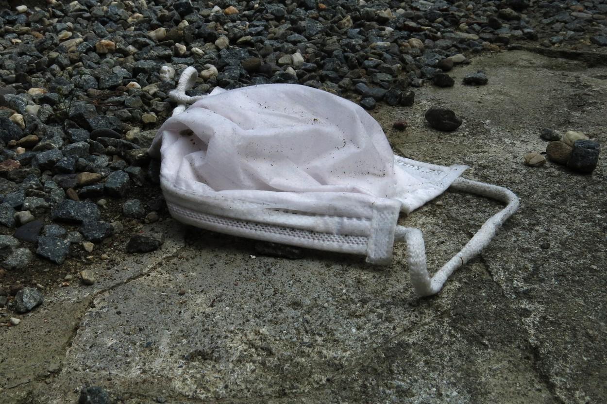 Marcel Vela, precizări despre sancțiunile aplicate celor care ies fără mască după 15 mai: "Se poate ajunge la dosar penal"