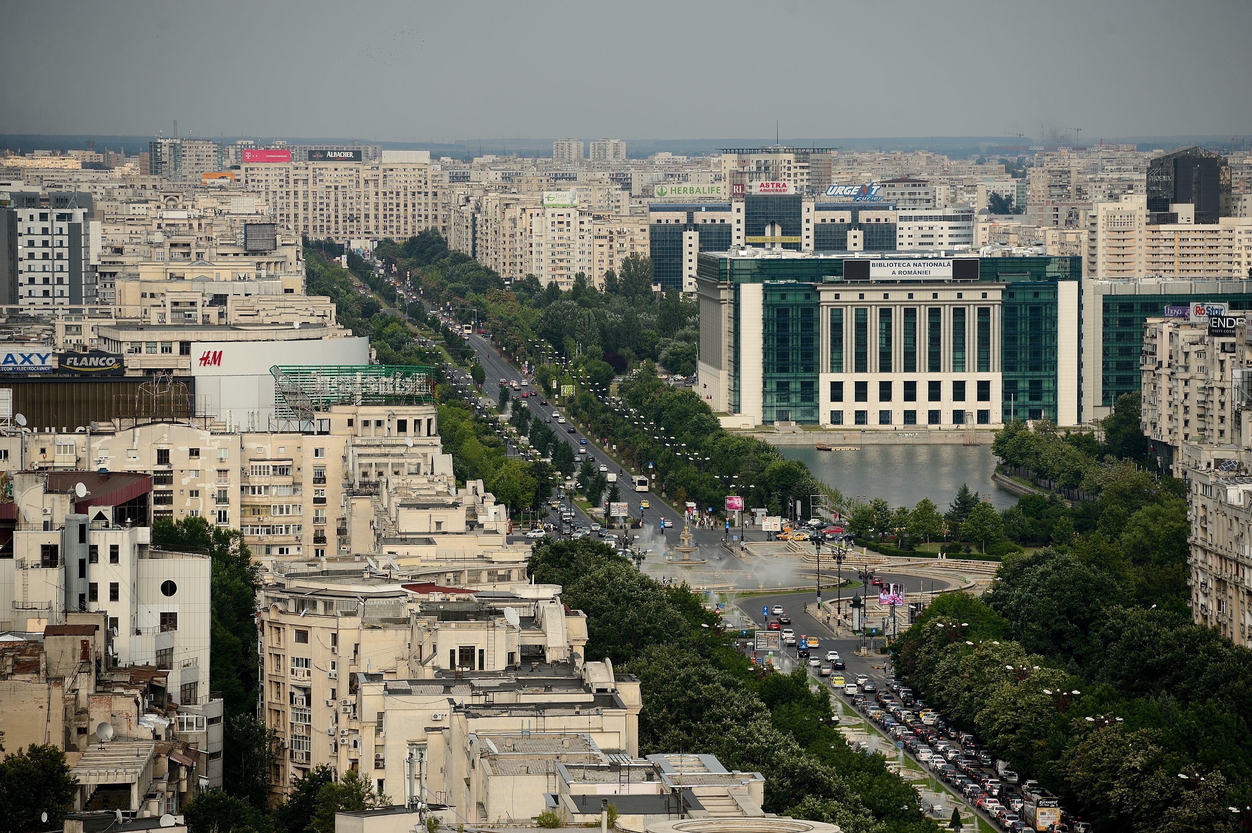 Centrul Bucureștiului, &icirc;nchis pentru mașini, &icirc;n weekenduri! De c&acirc;nd vor fi instituite zone pietonale, la fiecare final de săptăm&acirc;nă