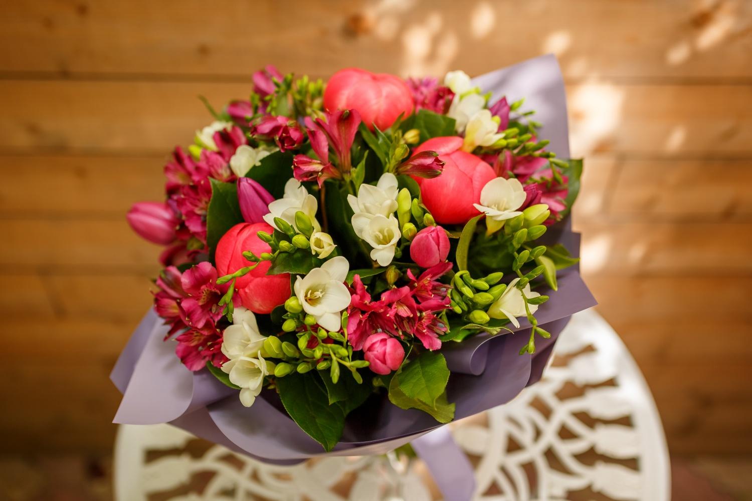 5 motive să alegi o florărie online