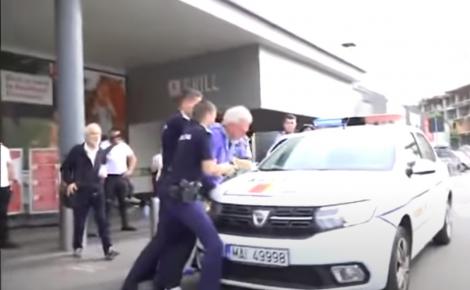 Ce consecințe vor suporta polițiștii care au pus la pământ un bătrân, în fața unui magazin din Ferentari. Decizia IGPR
