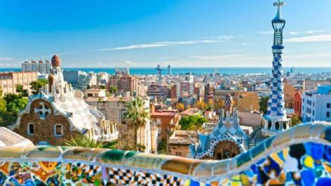 Spania anunţă că turiştii străini pot reveni în ţară din luna iulie, fără a mai fi necesară plasarea lor în carantină