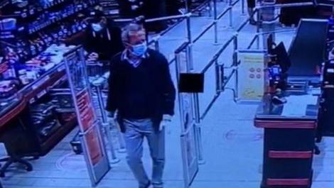 Cine este bărbatul care și-a pierdut 30.000 de euro într-un supermarket. Surse din poliție: ”E un om foarte influent!”