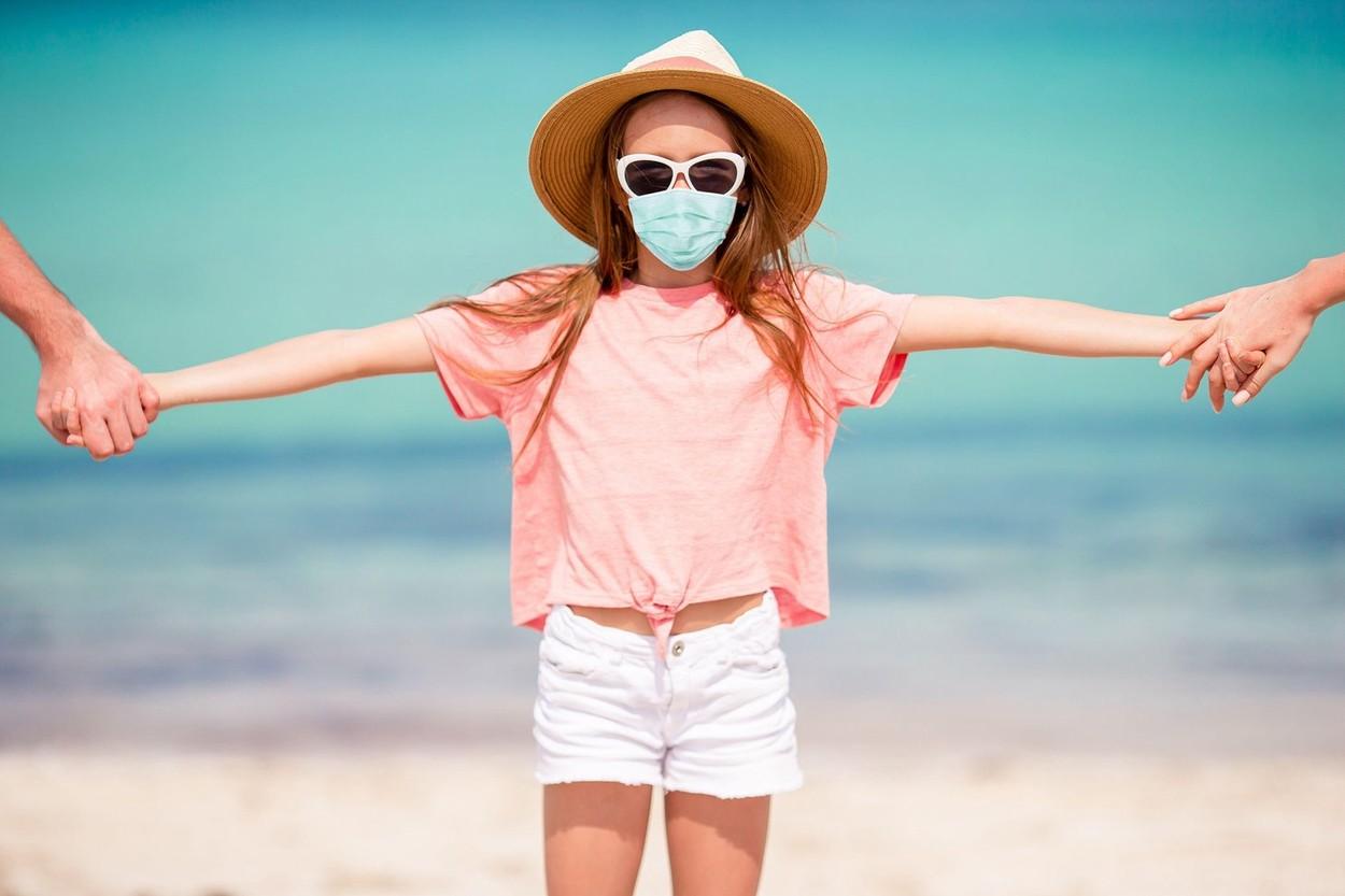 Ce se va &icirc;nt&acirc;mpla cu COVID-19 la vară! Ce temperaturi NU suportă coronavirusul. Epidemiolog: &bdquo;C&acirc;nd termometrele indică at&acirc;tea grade, devine inactiv!&rdquo;