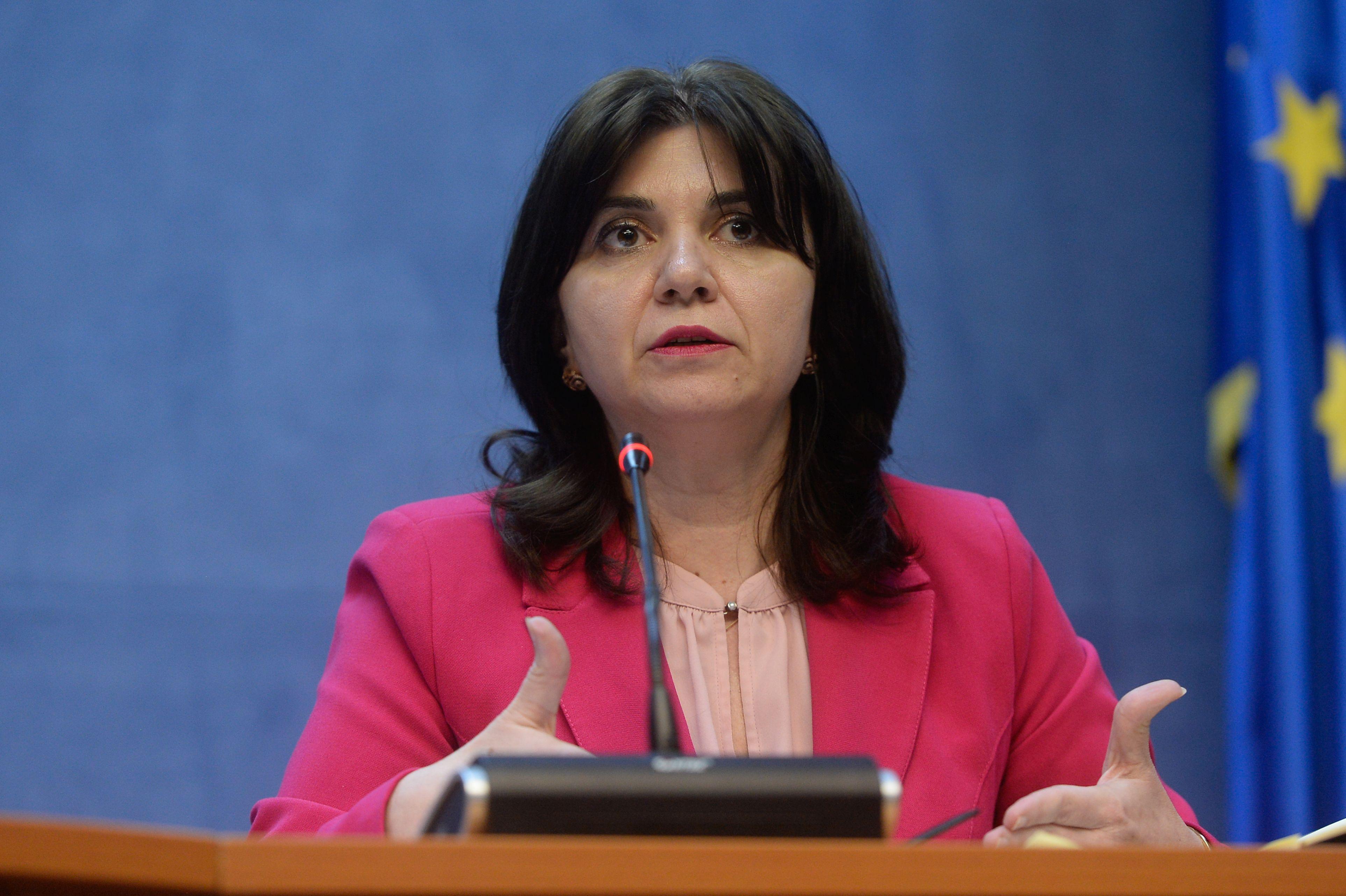 Monica Anisie, detalii despre examenul de bacalaureat: "Am eliminat din materie, &icirc;ncepem cu probele scrise"