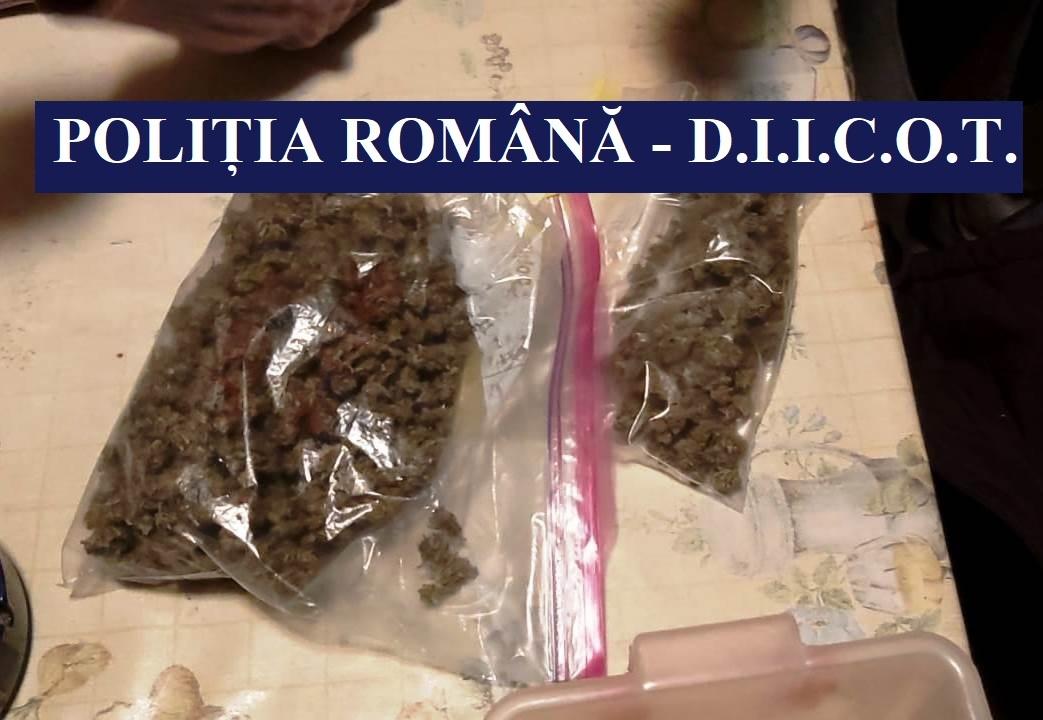 Hunedoara: Un bărbat a &icirc;ncercat să introducă marijuana &icirc;ntr-un centru de carantină/ Drogul &icirc;i fusese comandat pe Facebook de unul dintre cei aflaţi &icirc;n carantină