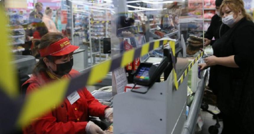 Rusia &icirc;nregistrează a doua zi la r&acirc;nd peste 10.000 de contaminări cu noul coronavirus; bilanţul covid-19 creşte cu 76 de morţi şi 10.581 de contaminări la 1.356 de decese şi 145.268 de cazuri