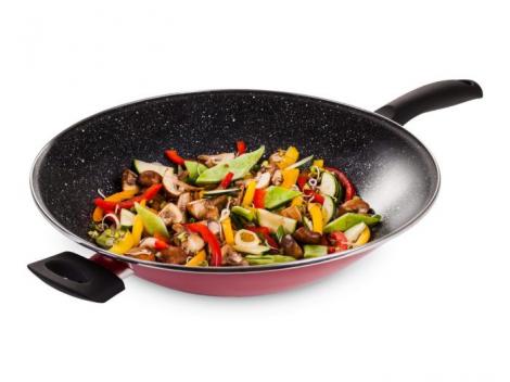 Legume la tigaia wok gata în DOAR 10 min. O garnitură foarte sănătoasă, plină de culoare și de vitamine
