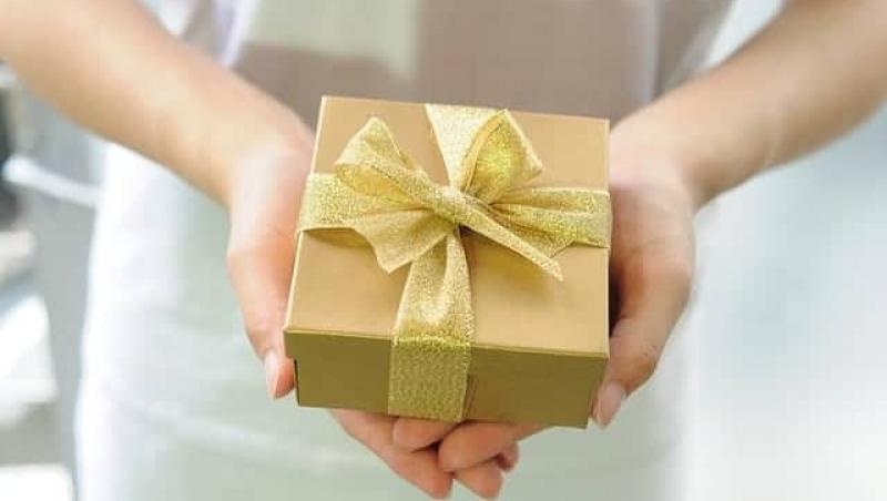 Cum sa surprinzi o femeie cu un cadou special pentru orice ocazie