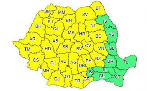 Cod galben de ploi torenţiale, descărcări electrice, vijelii şi grindină, de miercuri la prânz, în Banat, Crişana, Maramureş, Transilvania, Oltenia, local în Muntenia şi Moldova