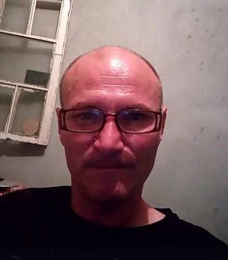 Bărbatul care i-a dat foc fetei de 17 ani a transmis un mesaj misterios cu o zi &icirc;nainte să comită fapta: &rdquo;Vă iubesc, adio!&rdquo; | Video