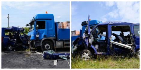 Microbuz cu români, implicat într-un accident grav pe o șosea din Ungaria. Cinci persoane au murit pe loc 