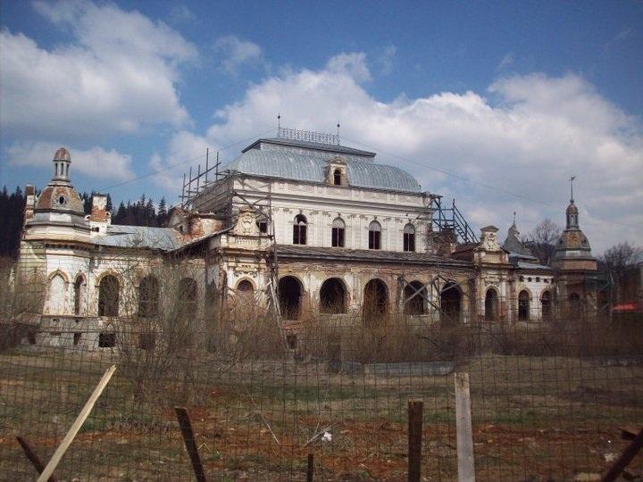 Cazinoul Băilor din Vatra Dornei, cel mai vechi din Rom&acirc;nia, va deveni muzeu