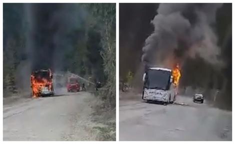 Ultimă oră! Un autocar cu zeci de pasageri a luat foc, în Azuga! Atenție, imagini ce vă pot afecta emoțional! VIDEO   