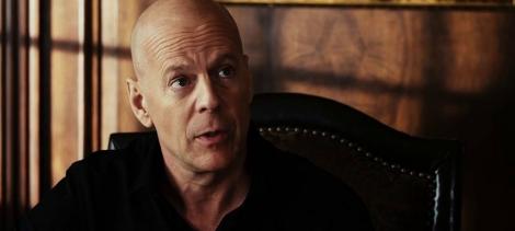 Bruce Willis, de la salvator al lumii la răufăcător într-un nou film
