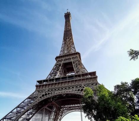 Turnul Eiffel a fost redeschis după 104 zile