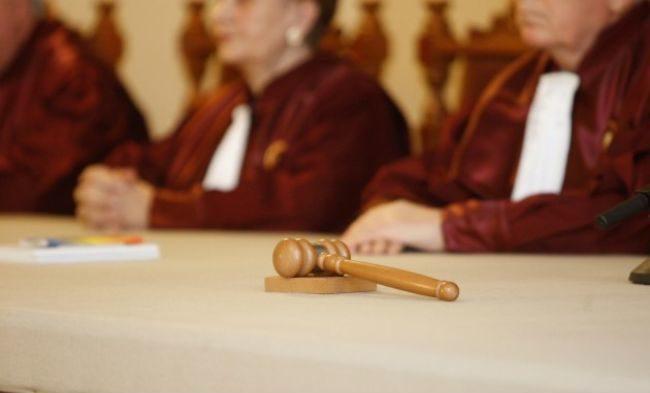 Ultimă oră! Rom&acirc;nii care au părăsit izolarea după decizia CCR au acționat ilegal și ar putea fi sancționați