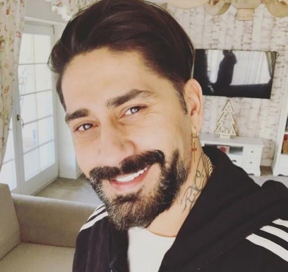 Wow! Nu-l mai recunoști pe stradă! Connect-R, schimbare majoră de look! Fanilor nu le vine să creadă | Video