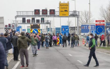 Ungaria schimbă regulile pentru români. Oamenii vor fi testați la graniță și supuși unui control medical obligatoriu