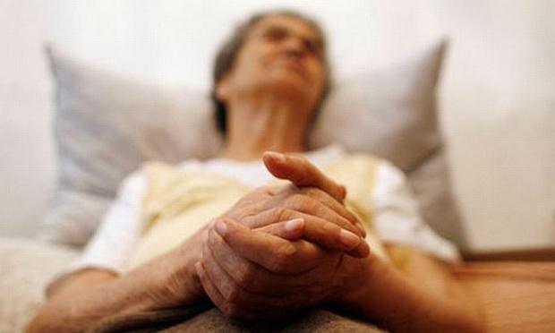 Cazul de la Suceava care a șocat medicii. O femeie care face dializă se reinfectează cu COVID-19 de cinci luni, dar e mereu asimptomatică: &rdquo;Nu mai poate nici fizic, nici psihic!&rdquo;