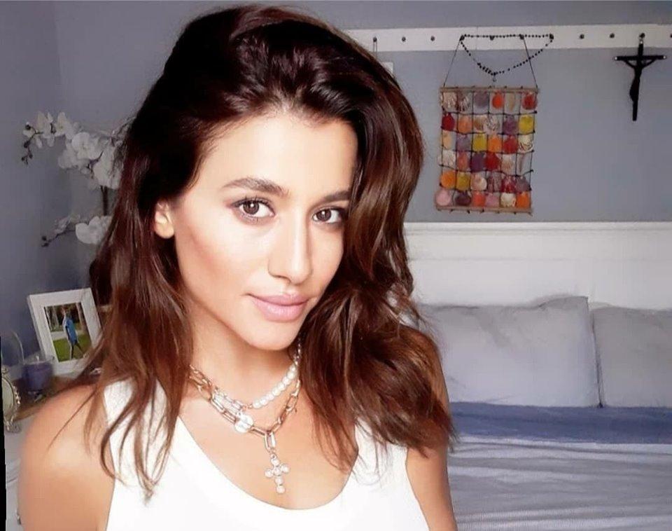 Claudia Pătrășcanu, la cuțite cu tatăl copiilor ei! Vedeta  &icirc;l face praf pe Gabi Bădălău! | Video