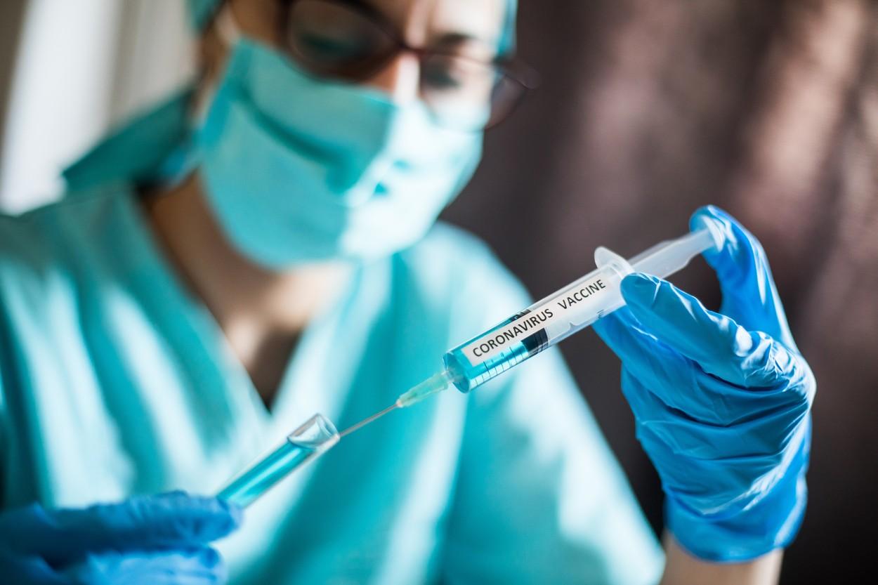 Dezvăluire de la un înalt oficial OMS! Care este adevărul despre vaccinurile pentru COVID-19. „Trebuie să fim corecţi”
