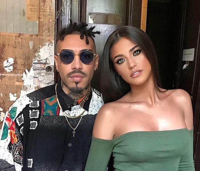 Imaginea perfecțiunii! Fotografia cu care Alex Velea şi copiii săi au str&acirc;ns mii de like-uri. Fanii s-au topit! | Foto