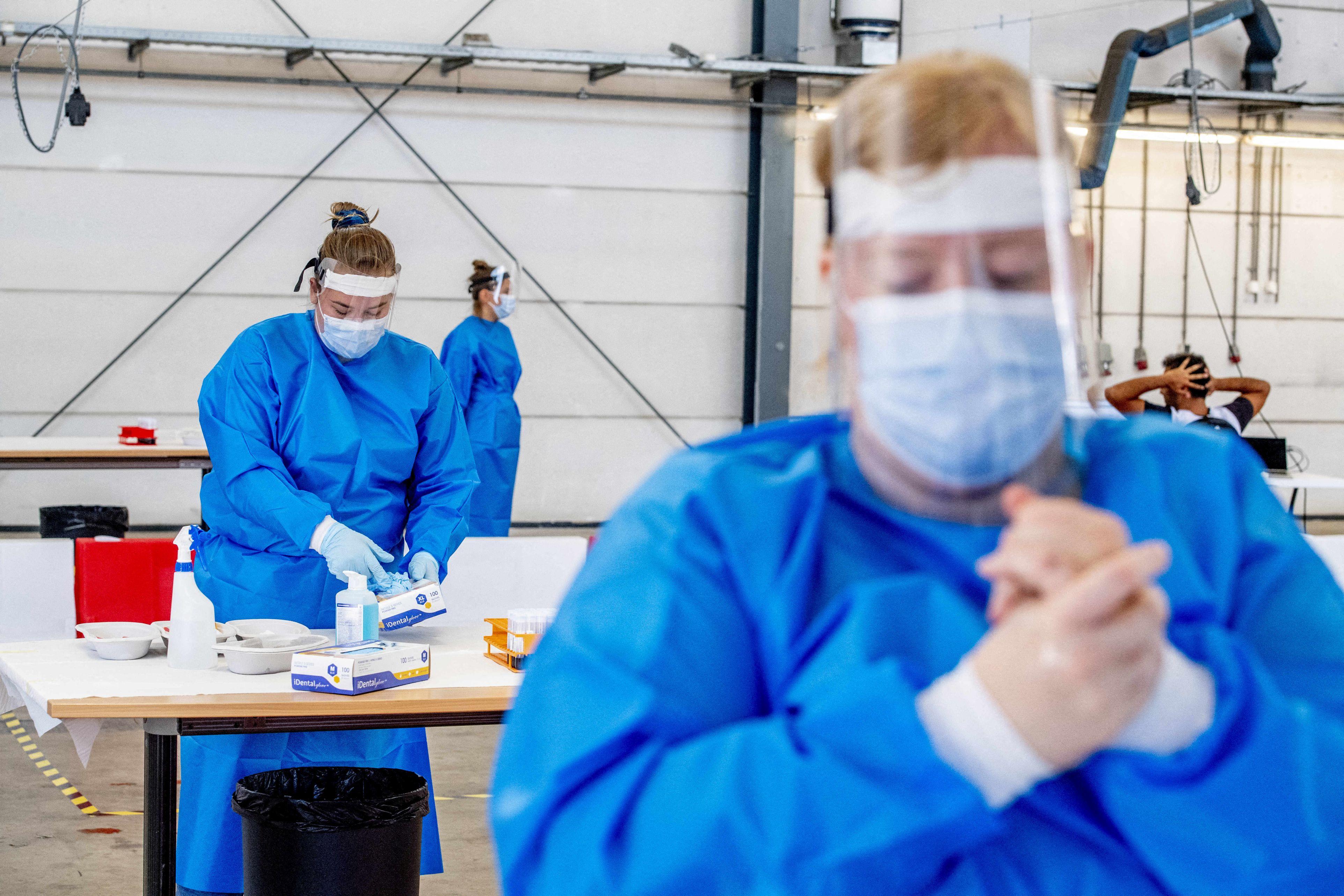 Rom&acirc;nia, &icirc;n topul țărilor din Europa cu cele mai multe cazuri noi de Covid-19, &icirc;n ultimele două săptăm&acirc;ni