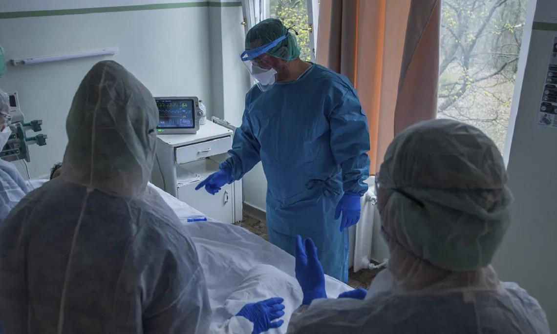 Top 3 județe cu cele mai multe cazuri, primele cu restricții drastice. București, focarul de coronavirus al Rom&acirc;niei