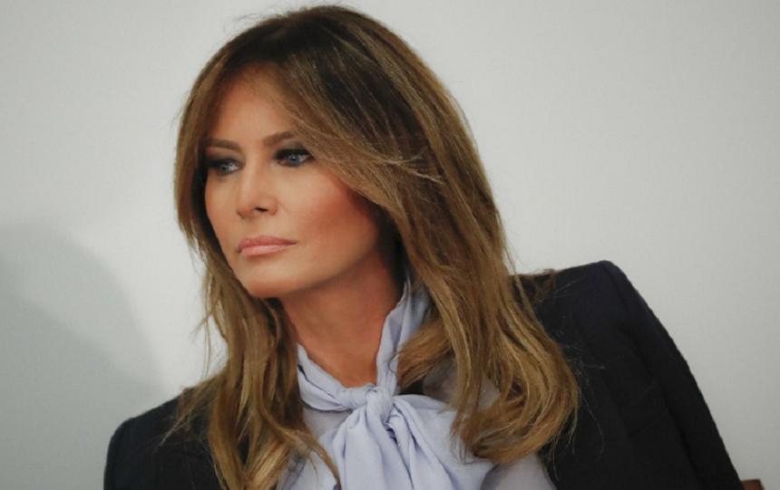 O sculptură a Melaniei Trump a fost incendiată &icirc;n apropiere de oraşul său natal, Sevnica, din Slovenia