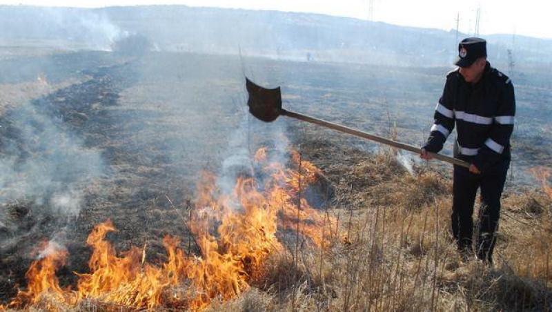 Incendiu în apropiere de Bucureşti. Foto ilustrativă