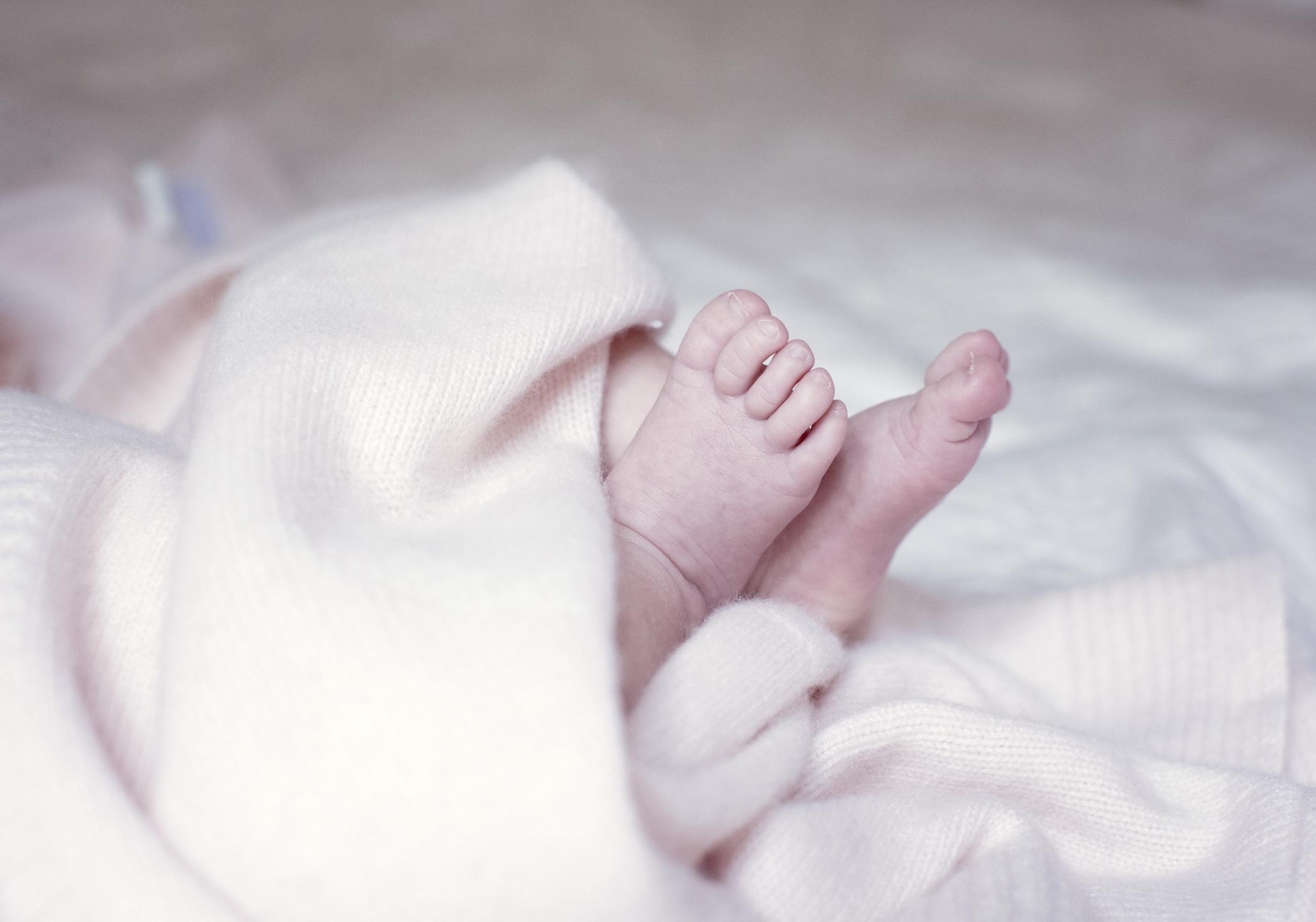 &bdquo;A operat-o cu scandal! Copilul era aproape mort și nu a supraviețuit&rdquo;. Acuzați tulburătoare, la Spitalul Judeţean de Urgenţă Alba Iulia