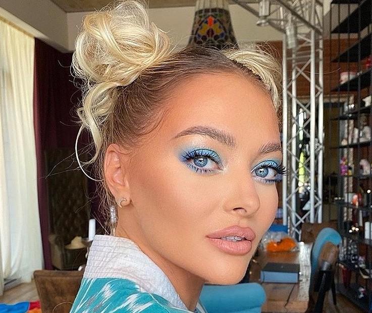 Imagini spectaculoase din casa de 1 milion de euro a Deliei!  Accesoriul care a st&acirc;rnit amuzament | Foto