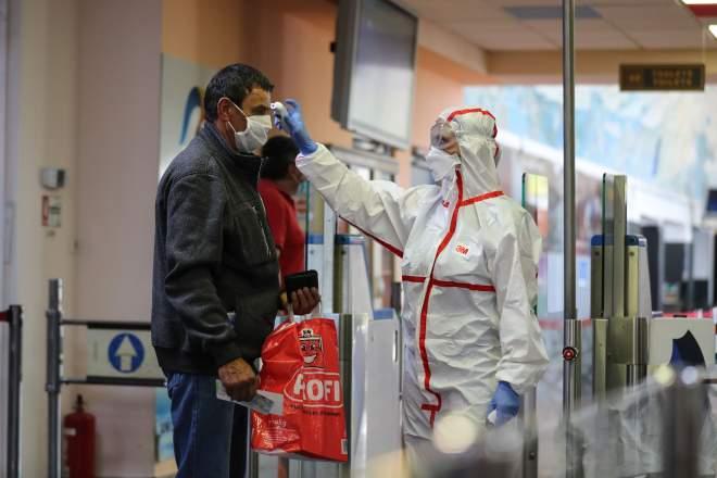 Rom&acirc;nia a actualizat lista cu țările din &bdquo;zona galbenă&rdquo;, pentru care cere carantină de 14 zile