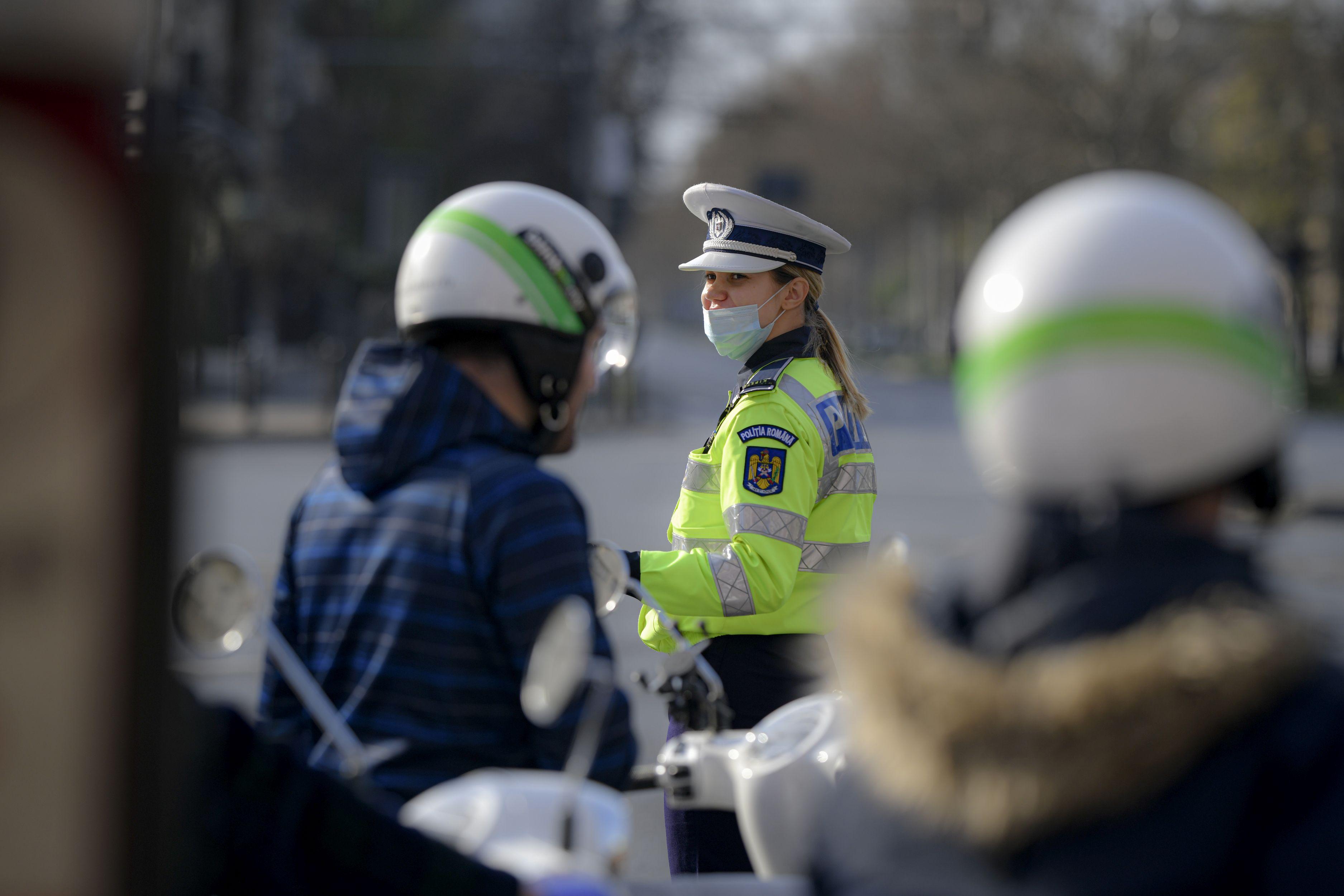 Focuri de armă la Botoșani după ce doi bărbați nu s-au supus polițiștilor! Gloanțele au fost trase vertical