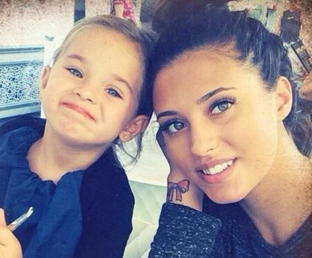 Fiica Antoniei s-a transformat &icirc;ntr-o domnișoară superbă! Cum arată azi Maya