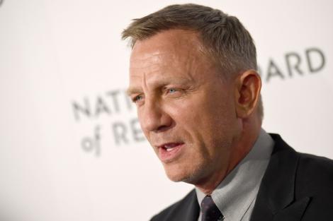 Daniel Craig, agentul 007 din seria Bond, devastat de durere. Tatăl lui a pierdut lupta cu cancerul: ”Ar fi trebuit să-și sărbătorească soția!”