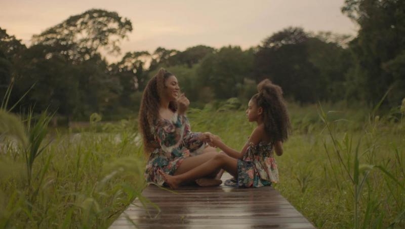 Beyonce și fiica sa, Blue Ivy, piesă manifest pentru femeile de culoare