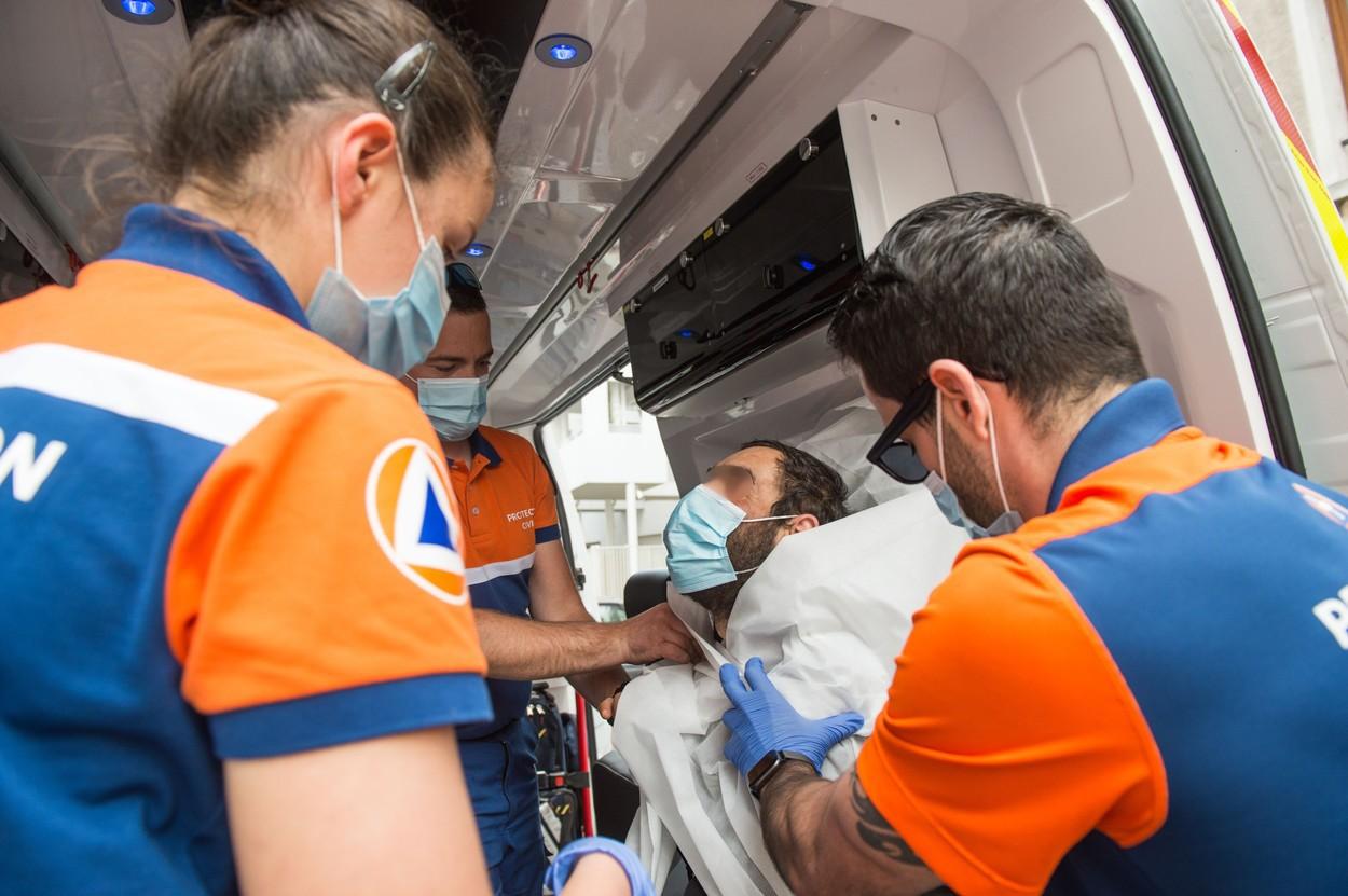 A fost identificat un nou simptom al infecției cu noul coronavirus. Medicii atrag atenția : &rdquo;Numărul persoanelor care se confruntă cu așa ceva a crescut alarmant!&rdquo;