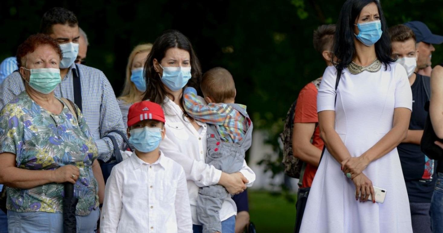 &Icirc;ncă un județ impune purtarea măștii de protecție &icirc;n aer liber! Care sunt zonele &icirc;n care trebuie să fie purtată