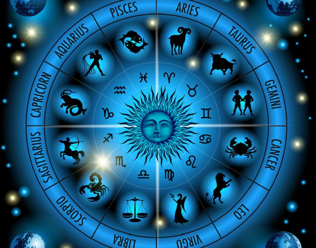 Horoscop de weekend 8-9 august 2020. Berbecii rezolvă unele probleme cu care se confruntau