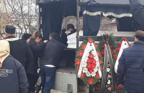 O familie din Prahova a ținut mortul neîngropat timp de 30 de zile! Motivul este halucinant