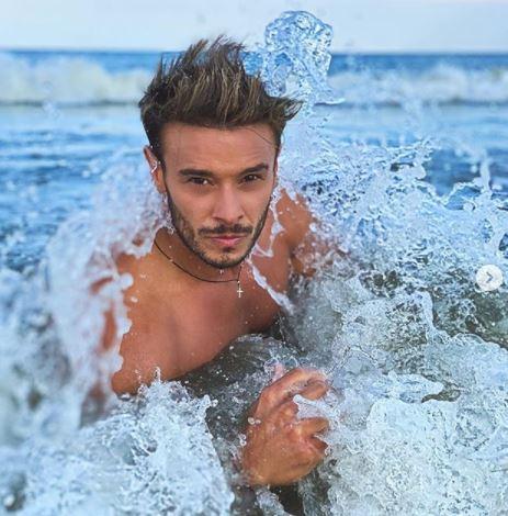 Poza care le-a cucerit pe fane. Dima Trofim și-a arătat pătrățelele pe Instagram